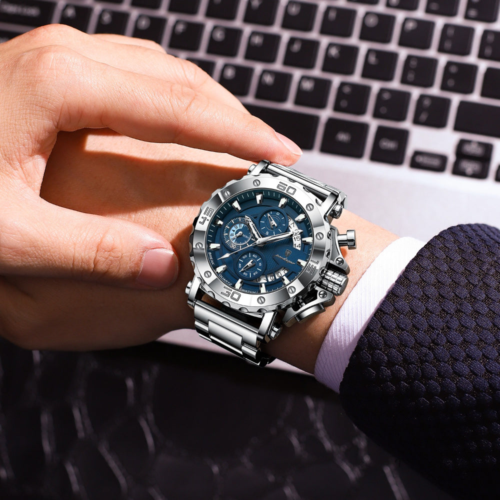 892G — wrist lifestyle view