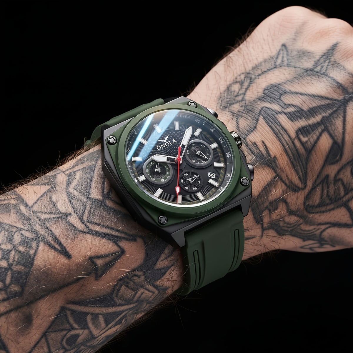 Sports quartz chronograph watch — product view 8